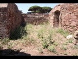 00884 ostia - regio ii - insula iv - terme di nettuno (ii,iv,2) - raum 7 - tepidarium - bli ri westen - 06-2022.jpg